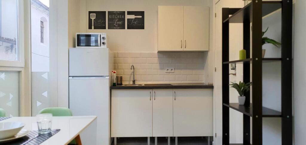 Apartamento De 2020 A Estrenar En Pleno Centro1B Algeciras Exterior foto